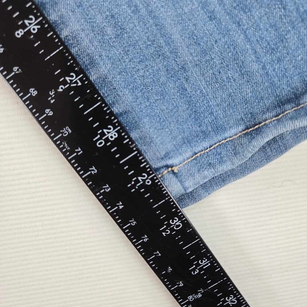 Judy Blue Light Blue Ankle Jeans - Picture 7 of 8